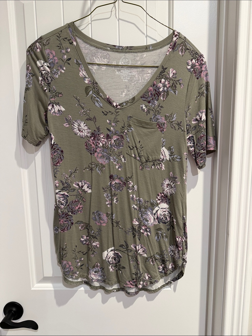 V-Neck Olive Floral Pocket Tee - Short Sleeve